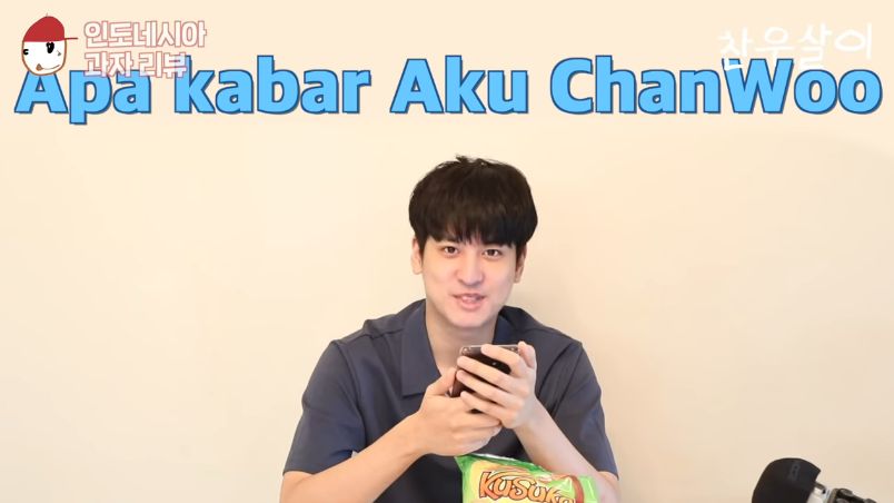 Chanwoo iKON Cicip Kerupuk dan Keripik Singkong