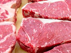 5 Ciri Daging Kurban Sudah Tidak Layak Makan, Hati-hati Keracunan!