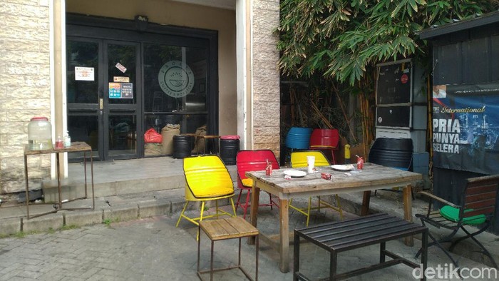 Kafe di Bekasi disegel usai viral ramai pengunjung joget