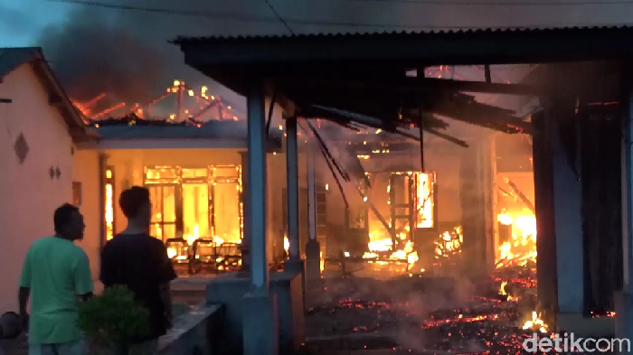 kebakaran di lumajang