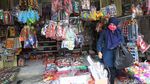 Pedagang di Pasar Gembrong Baru Terdampak Pandemi COVID-19