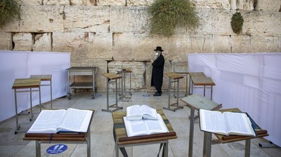 Warga Yahudi Israel Memperingati Yom Kippur di Tengah Lockdown