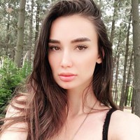 Inilah Yagmur Asik. Perempuan 27 tahun ini dituding sebagai dalang di balik rencana pembunuhan suaminya, Emre Asik, seorang atlet sepakbola asal Turki. (Foto: Instagram/@yagmursarnicofficial)