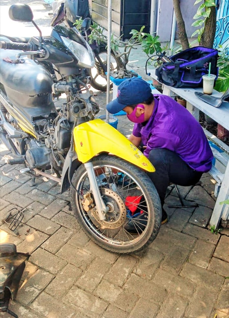 Aplikasi untuk Panggil Teknisi Servis Motor Aplikasi untuk Panggil Teknisi Servis Motor