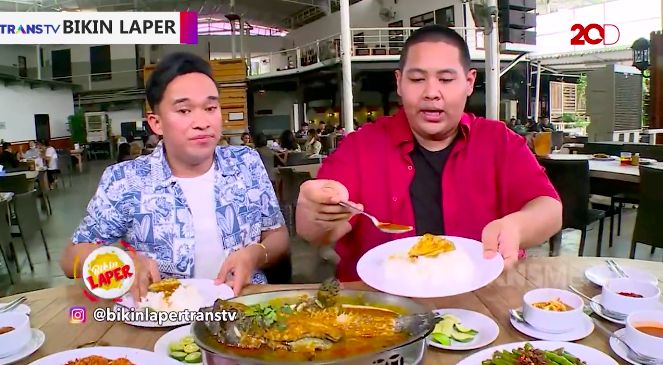 Bikin Laper! Enaknya Kerapu Kukus dan Udang Goreng Sambal Mangga