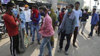 Dalam pengumumannya, Kementerian Kesehatan India juga melaporkan tambahan 1.039 kematian dalam 24 jam terakhir. Total kematian akibat Corona di India kini mencapai 95.542 orang.