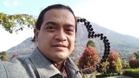 Banyak netizen yang terkejut dengan kemiripan pria asal Boyolali tersebut dengan Didi Kempot. Dok. Instagram/bambangsurono.gentolet