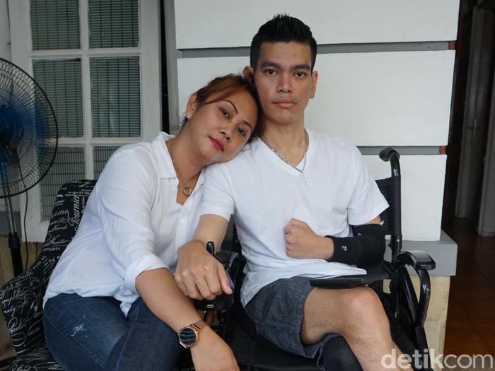 El Ibnu dan Sarah saat ditemui di kawasan Cikarang.