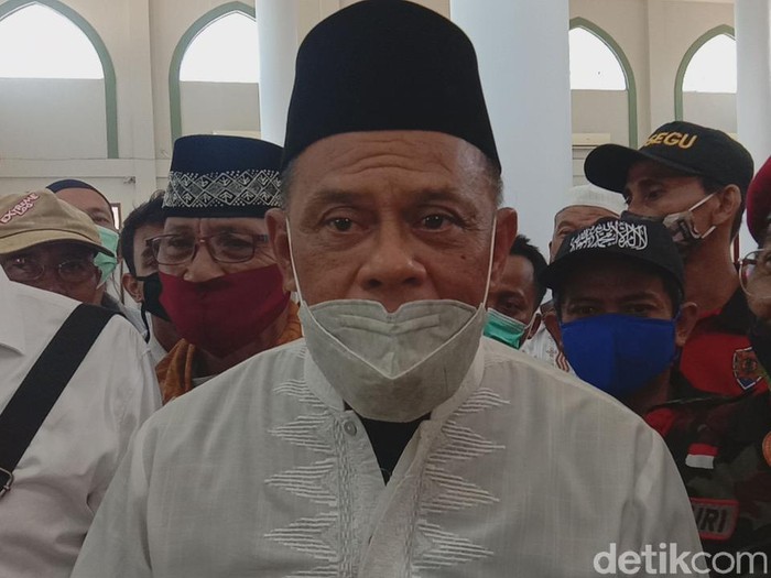 Acara Koalisi Aksi Menyelamatkan Indonesia (KAMI) Jawa Timur batal digelar di Gedung Juang 45 Surabaya. Acara tersebut mendapat penolakan dari massa Koalisi Indonesia Tetap Aman (KITA).