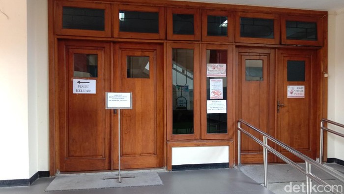 Gedung Setda Kudus yang ditutup sementara, Senin (28/9/2020).