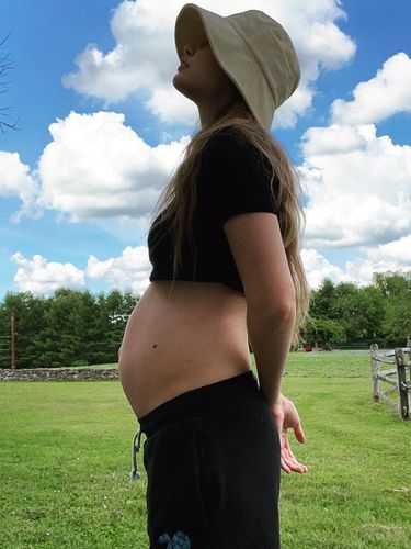 Gigi Hadid pemotrean kehamilan.