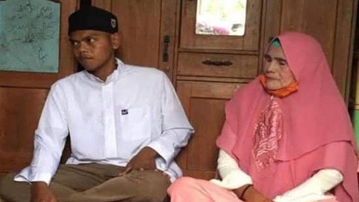 Pemuda Lajang Di Kalteng Nikahi Nenek 62 Tahun Si Luna Maya