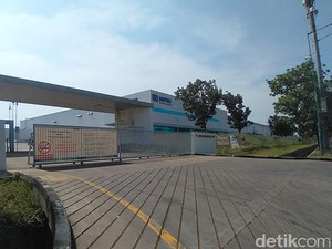 Klaster industri di Karawang, Ratusan Buruh Pabrik Alkes Positif COVID-19