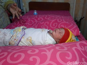 Tega! Bayi Lucu Baru Lahir Dibuang dalam Gorong-gorong