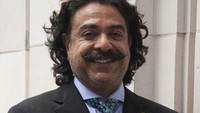 Kisah Miliarder Muslim AS Shahid Khan, Dulu Tukang Cuci Piring Kini Berharta Rp 181 T!