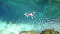 Wisawatan tidak boleh berenang setelah matahari terbenam.