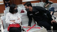 Namun dalam persidangan, Vanessa sempat mendapatkan teguran dari majelis hakim. Pool/Palevi S/detikFoto.