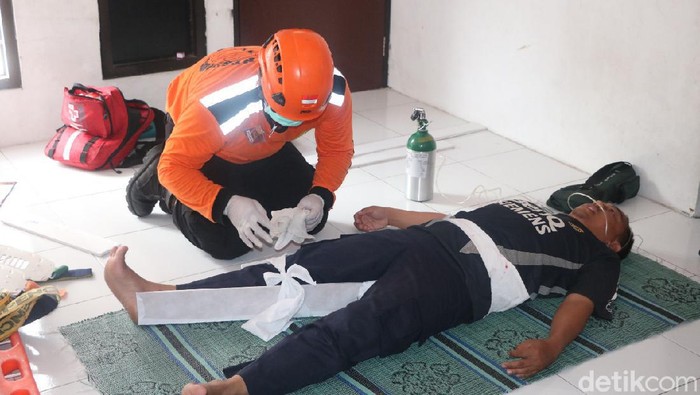 Basarnas Latih Penanganan Pertama Korban Bencana