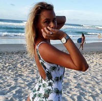 Meski Ellie tidak menceritakan secara gamblang pengalaman buruk yang terjadi, namun ada kaitannya dengan pelecehan seksual. Ellie bahkan pernah berusaha untuk mengakhiri hidupnya karena hal tersebut.  Foto: dok. Instagram