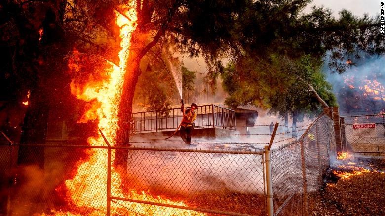Kebakaran di California AS