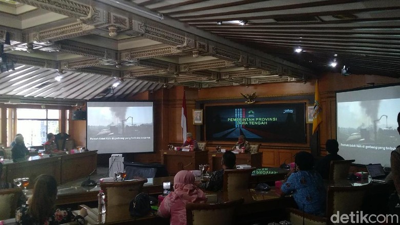 Kemenparekraf Siapkan Sertifikasi Untuk Tempat Wisata Dengan Protokol Kesehatan Ketat Kemenparekraf Siapkan Sertifikasi Untuk Tempat Wisata Dengan Protokol Kesehatan Ketat