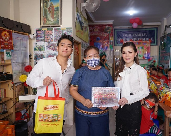 Margaret Vivi lahir di Pangkal Pinang, Bangka Belitung, pada 19 September 1970.  Foto: Instagram/@margaretvivi