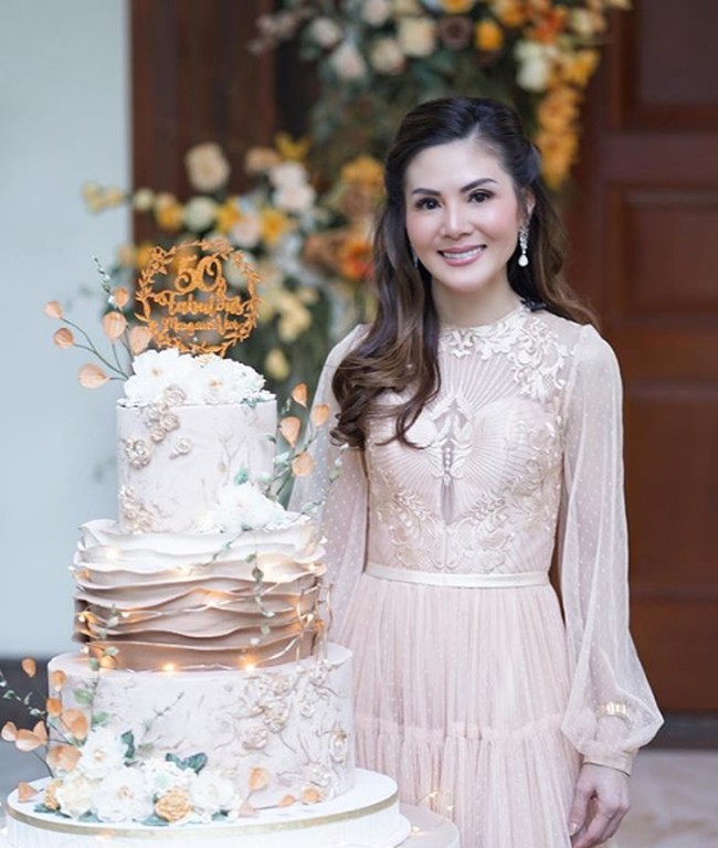 Beberapa waktu lalu Margaret Vivi merayakan ulang tahun ke-50 dengan mengunjungi panti asuhan dan menggelar pesta meriah di rumah.  Foto: Instagram/@margaretvivi