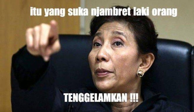 Buat pasangan yang berselingkuh hati-hati, nanti ditenggelamkan sama Bu Susi loh! Foto: Facebook