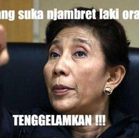 Buat pasangan yang berselingkuh hati-hati, nanti ditenggelamkan sama Bu Susi loh! Foto: Facebook