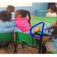 Sudah selingkuh sejak dini nih.. jangan dicontoh ya.. Foto: 1cak.com