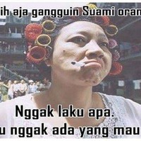 Kalau istrinya seperti ini yakin masih berani gangguin suaminya? Foto: Facebook