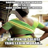 Nah daripada repot-repot harus dandan cantik agar pasangan tidak berpaling, ibu yang satu ini punya caranya sendiri yang dijamin ampuh. Gimana nih menurutmu? Foto: www.memecomic.id