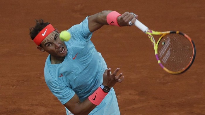 Spains Rafael Nadal serves against Egor Gerasimov of Belarus in the first round match of the French Open tennis tournament at the Roland Garros stadium in Paris, France, Monday, Sept. 28, 2020. (AP Photo/Alessandra Tarantino)