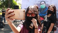 Pemasangan selfie corner adalah agar warga Bandung lebih dekat dengan Walikota Bandung dan Wakil Walikota. (Wisma Putra/detikcom)