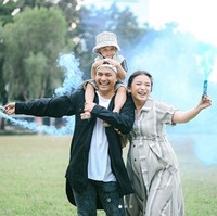 Chelsea Olivia juga memberikan bocoran nama panggilan anak kedua yang tengah dikandungnya. Chelsea memanggilnya Baby D. its officially 9 months.. growth and development of Baby D is fantastic, he eats well, just like his mother🤣🤪, he gained 1kg within a month and now he is 2.5kg 💙, begitu bintang sinetron 28 tahun itu menulis di Instagram. Foto: Instagram @chelseaoliviaa