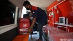 Mengintip Foto Perakitan Ambulans di Bekasi