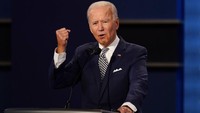 Donald Trump dan Joe Biden menutup debat dengan mengajak para pemilih untuk memilih mereka saat pemilu. AP Photo/Patrick Semansky  