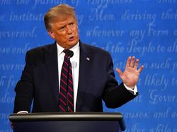 Ditanya Strategi Hadapi Pandemi Corona, Trump: Ini Akan Pergi