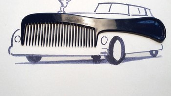 Objek-objek nyata yang biasa ia gunakan berupa barang sehari-hari atau foto jalanan yang diambil dari sekitar tempat tinggalnya. Foto: Instagram/abstractsunday