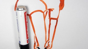 Maka meski gambarnya terlihat sederhana dan mudah, namun dibutuhkan tingkat imajinasi yang tinggi untuk menciptakan satu karya. Foto: Instagram/abstractsunday