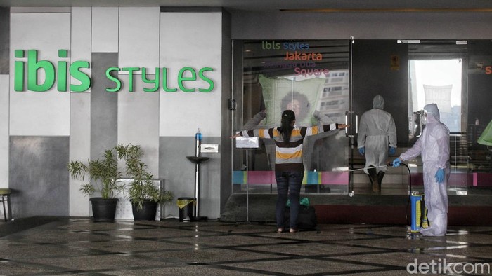 Hotel Ibis Styles Mangga Dua, Jakarta, dijadikan tempat untuk isolasi mandiri pasien Orang Tanpa Gejala (OTG).