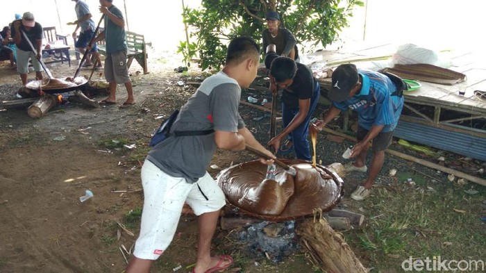 jenang pangandaran Jenang Pangandaran Jadi Simbol Kebersamaan