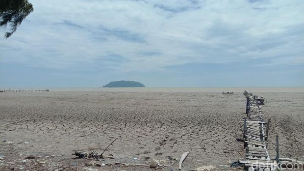 Kondisi Pantai Benteng Portugis, Jepara, Rabu (30/9/2020).