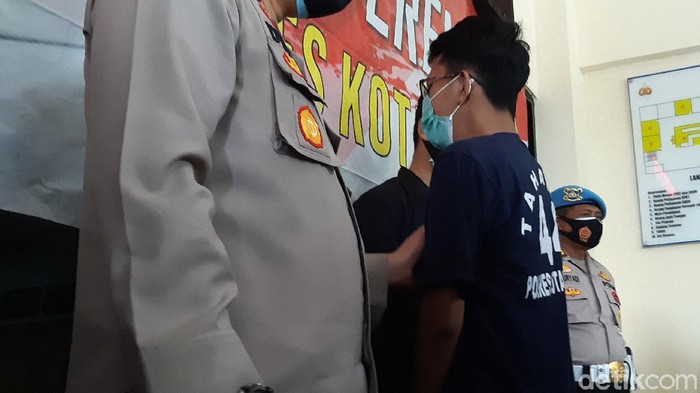 Melihat Lagi Tampang Pelaku Pencoret Musala Saya Kafir