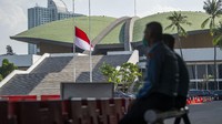 Sebelumnya, Kementerian Pendidikan dan Kebudayaan (Kemdikbud) meminta instansi pusat dan daerah serta seluruh masyarakat mengibarkan bendera setengah tiang pada 30 September 2020.