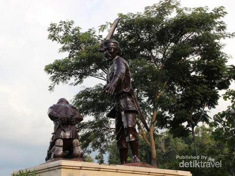 Monumen Kresek Madiun