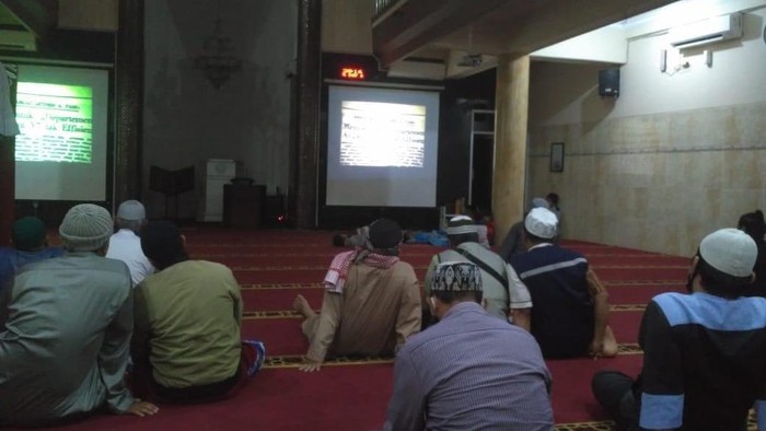 nobar film g30s pki di masjid