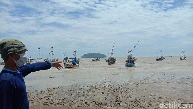 Pantai Benteng Portugis, Jepara yang jadi ramai dibahas karena air laut surut, Rabu (30/9/2020).