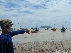 Kata Warga Soal Air Laut Surut di Pantai Jepara: Sudah Biasa Terjadi