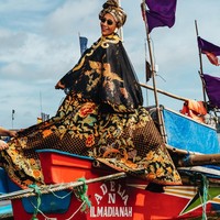 Modelnya sangat profff. Jadi tantangannya hanya cuaca, ungkap Anne Avantie kepada Wolipop detikcom, Selasa (29/9/2020), saat ditanya tentang kendala pemotretan. (Foto: Dok. Anne Avantie)